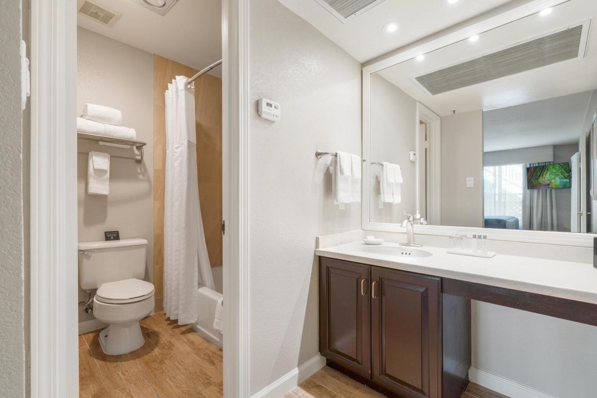 Chase Suite Hotel Newark Fremont Eksteriør bilde